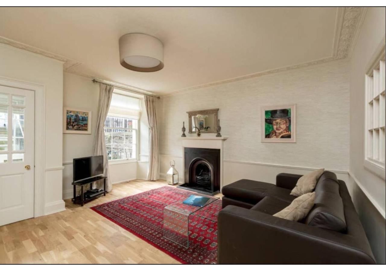 Joivy Boutique Apt With Patio In New Town EDI Exterior foto